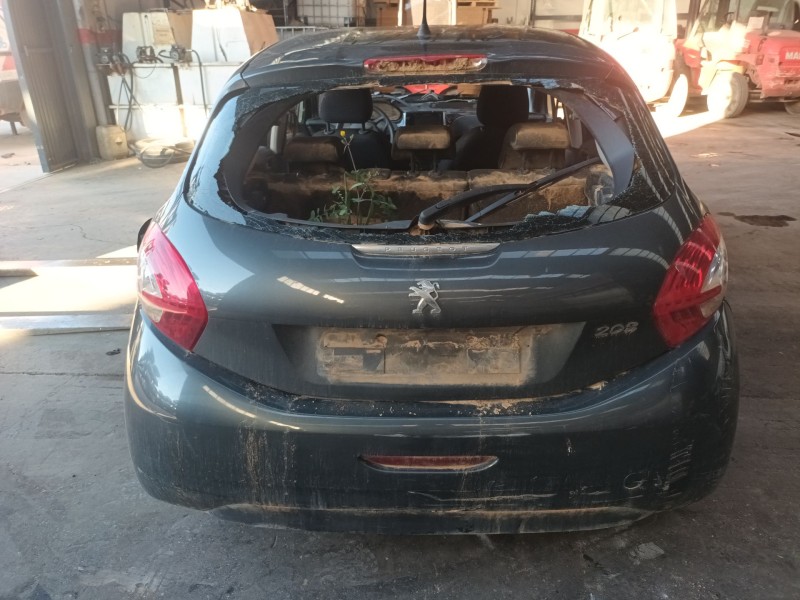 peugeot 208 i (ca_, cc_) del año 2013