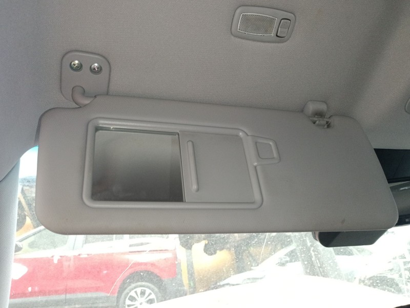 Recambio de parasol izquierdo para hyundai tucson (tl, tle) 2.0 crdi referencia OEM IAM   