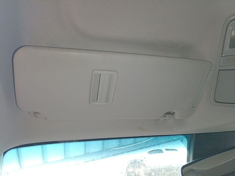 Recambio de parasol izquierdo para hyundai tucson (tl, tle) 2.0 crdi referencia OEM IAM   