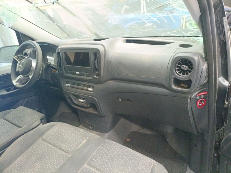 mercedes-benz vito tourer (w447) del año 2025