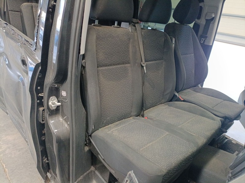 mercedes-benz vito tourer (w447) del año 2025