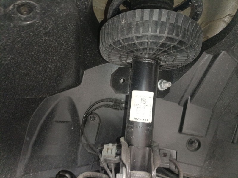 Recambio de amortiguador delantero derecho para mercedes-benz vito tourer (w447) 114 cdi 4-matic (447.701, 447.703, 447.705) ref