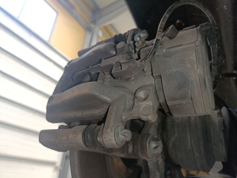 Recambio de pinza freno trasera derecha para mercedes-benz vito tourer (w447) 114 cdi 4-matic (447.701, 447.703, 447.705) refere