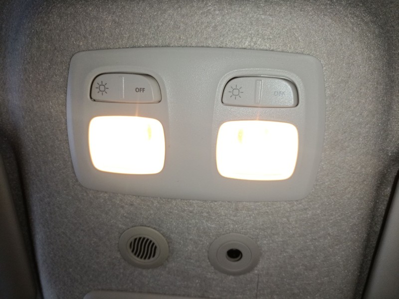 Recambio de luz interior para dacia duster (hm_) 1.5 dci 115 4x4 (hmad) referencia OEM IAM   