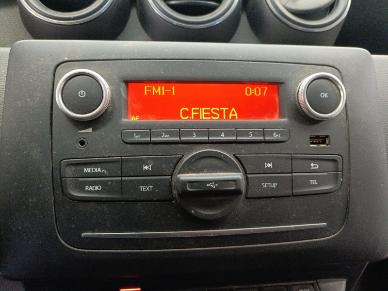Recambio de sistema audio / radio cd para dacia duster (hm_) 1.5 dci 115 4x4 (hmad) referencia OEM IAM   