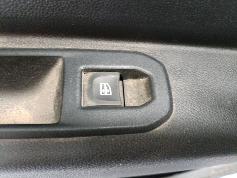 Recambio de mando elevalunas delantero izquierdo para dacia duster (hm_) 1.5 dci 115 4x4 (hmad) referencia OEM IAM   