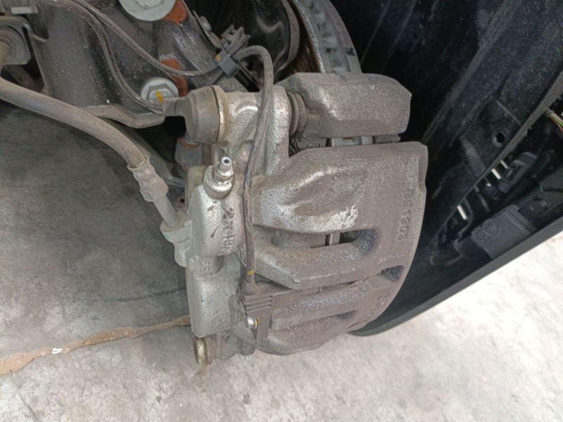Recambio de pinza freno delantera derecha para mercedes-benz vito tourer (w447) 114 cdi 4-matic (447.701, 447.703, 447.705) refe