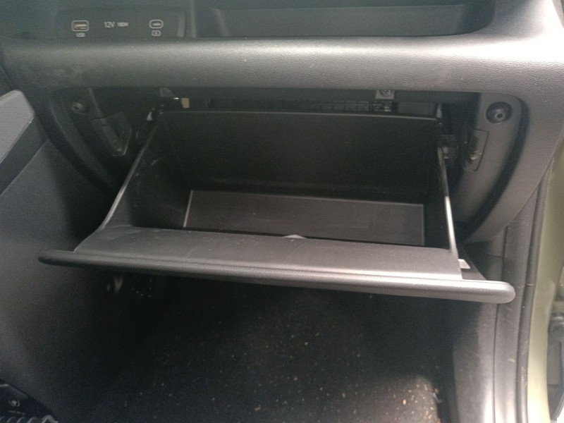 Recambio de guantera para hyundai inster referencia OEM IAM   