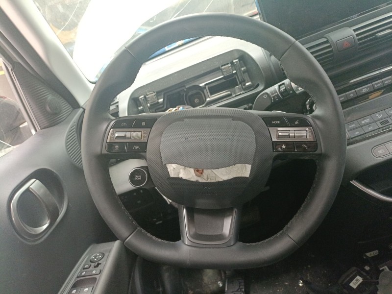 Recambio de volante para hyundai inster referencia OEM IAM   