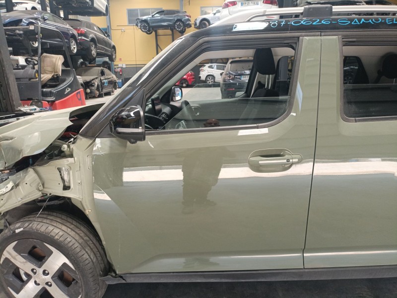 Recambio de puerta delantera izquierda para hyundai inster referencia OEM IAM   
