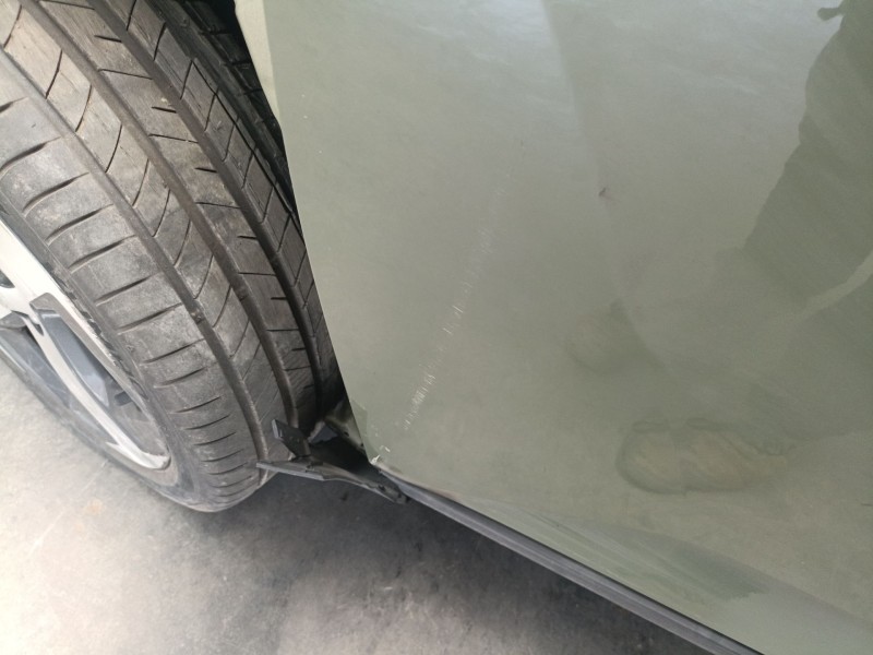 Recambio de puerta delantera izquierda para hyundai inster referencia OEM IAM   