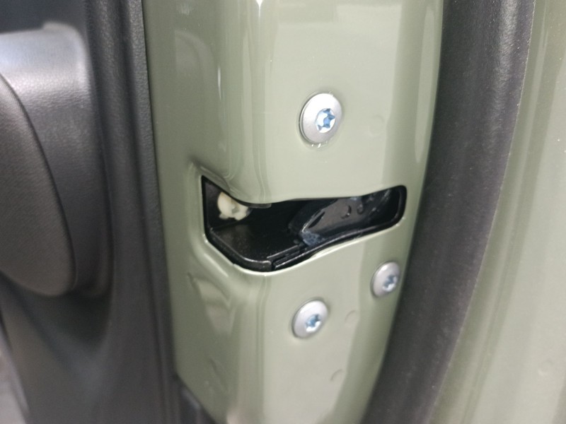 Recambio de cerradura puerta delantera derecha para hyundai inster referencia OEM IAM   