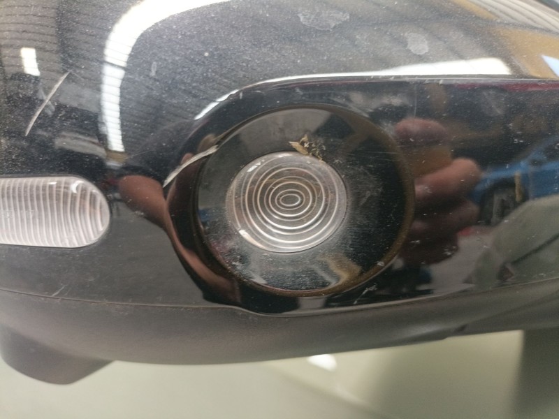 Recambio de retrovisor derecho electrico para hyundai inster referencia OEM IAM   