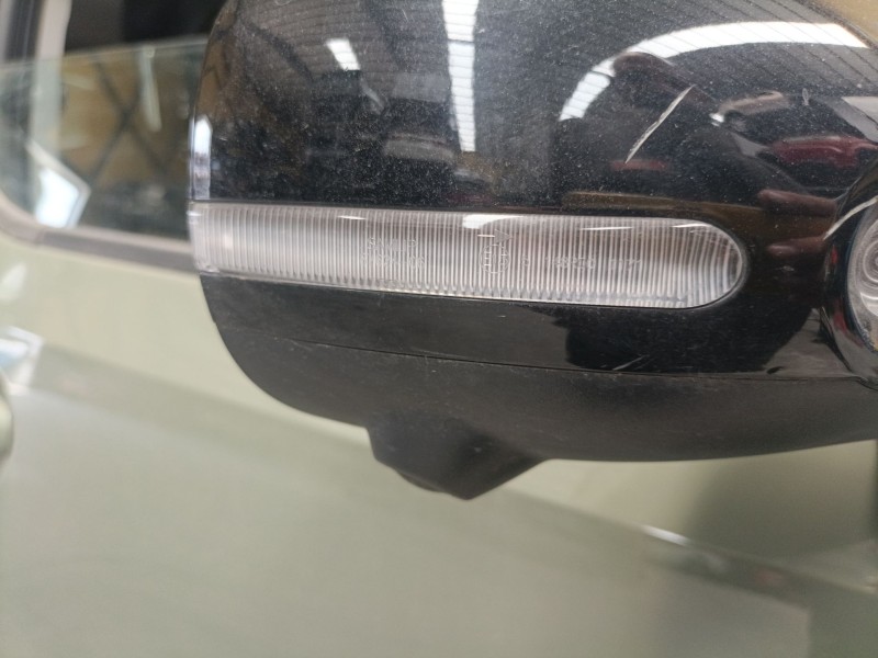 Recambio de retrovisor derecho electrico para hyundai inster referencia OEM IAM   
