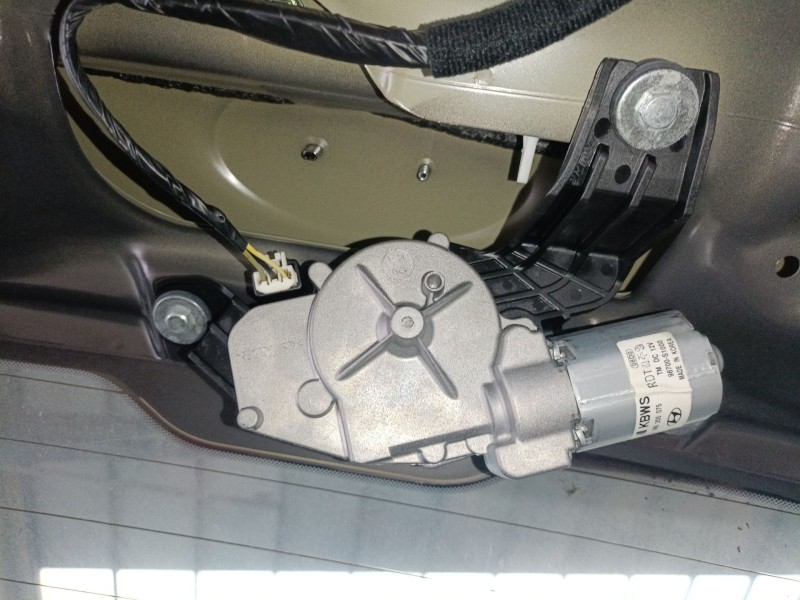 Recambio de motor limpia trasero para hyundai santa fe iv (tm, tma) 2.2 crdi htrac referencia OEM IAM 98700S1000 0390205075 