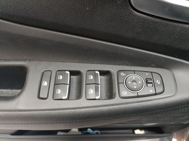 Recambio de mando elevalunas delantero izquierdo para hyundai santa fe iv (tm, tma) 2.2 crdi htrac referencia OEM IAM   