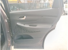 GUARNECIDO PUERTA TRASERA DERECHA 