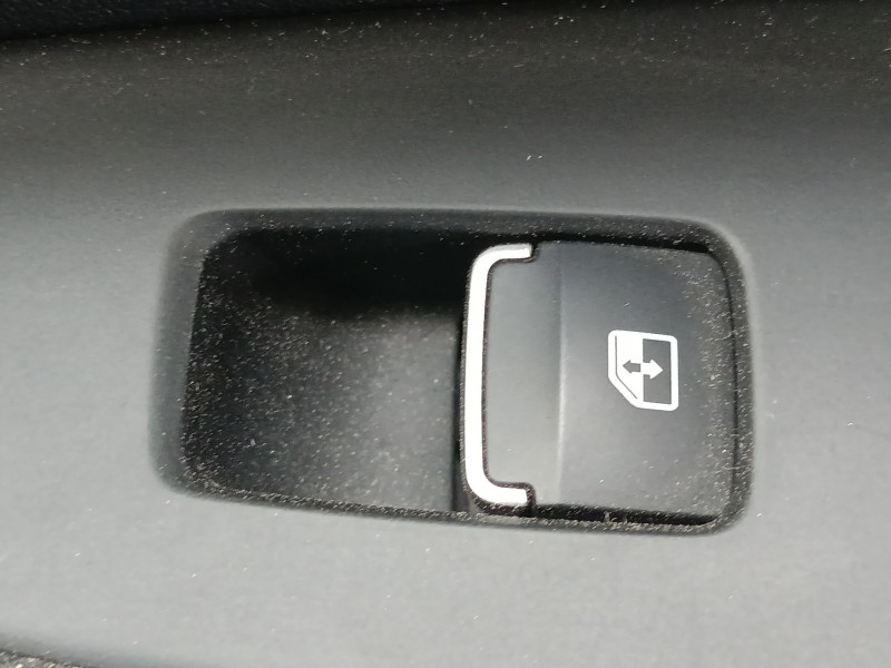 Recambio de mando elevalunas trasero derecho para hyundai santa fe iv (tm, tma) 2.2 crdi htrac referencia OEM IAM   