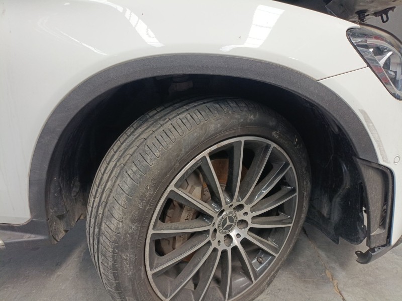 Recambio de aletin delantero derecho para mercedes-benz glc (x253) 220 d 4-matic (253.915) referencia OEM IAM   