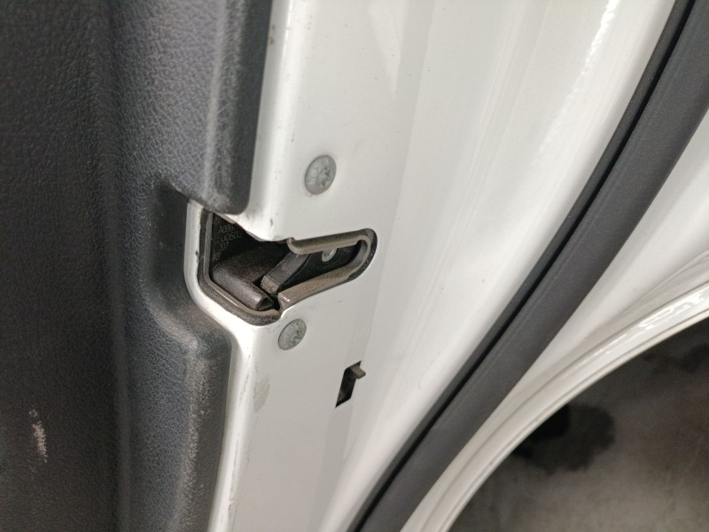 Recambio de cerradura puerta trasera derecha para mercedes-benz glc (x253) 220 d 4-matic (253.915) referencia OEM IAM   