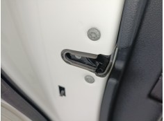 CERRADURA PUERTA TRASERA IZQUIERDA 
