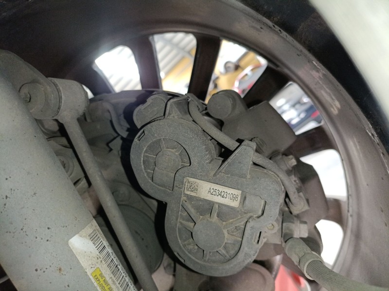 Recambio de pinza freno trasera derecha para mercedes-benz glc (x253) 220 d 4-matic (253.915) referencia OEM IAM A2534231098  