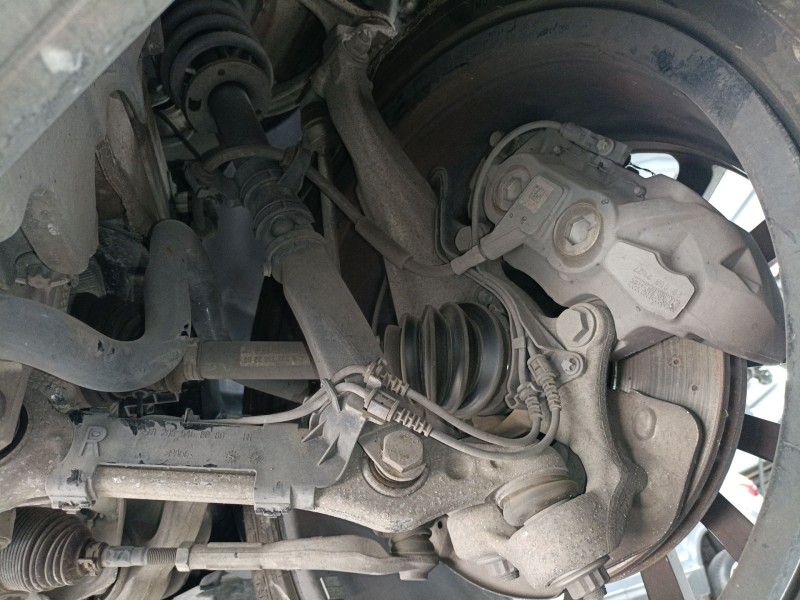 Recambio de mangueta delantera derecha para mercedes-benz glc (x253) 220 d 4-matic (253.915) referencia OEM IAM   