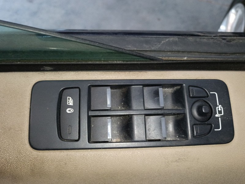 Recambio de mando elevalunas delantero izquierdo para land rover discovery sport (l550) 2.2 d 4x4 referencia OEM IAM   