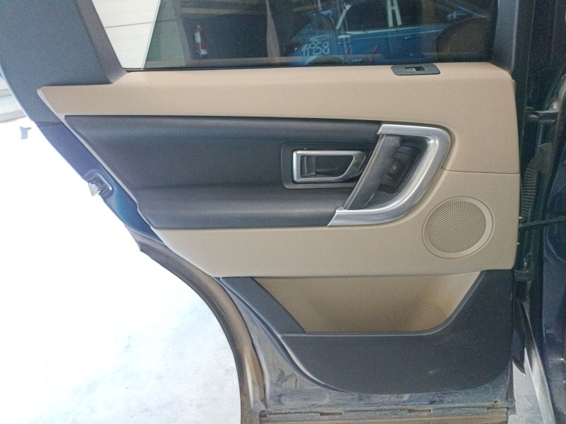 Recambio de guarnecido puerta trasera izquierda para land rover discovery sport (l550) 2.2 d 4x4 referencia OEM IAM   