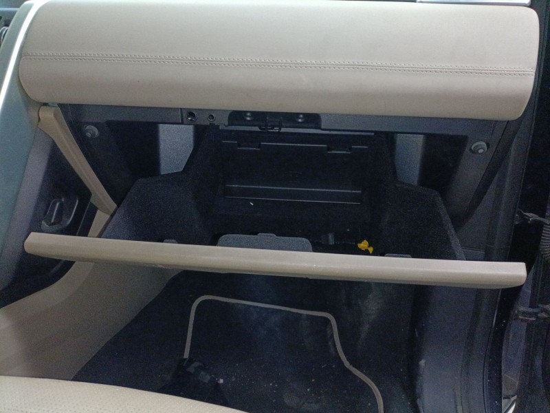Recambio de guantera para land rover discovery sport (l550) 2.2 d 4x4 referencia OEM IAM   