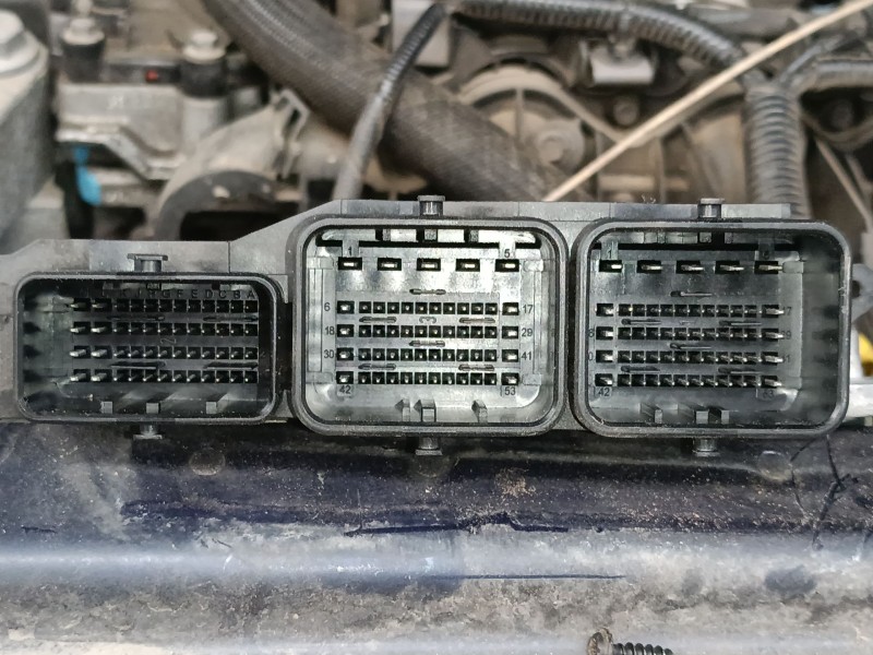 Recambio de centralita motor uce para land rover discovery sport (l550) 2.2 d 4x4 referencia OEM IAM FK7212C520VB 0281031380 