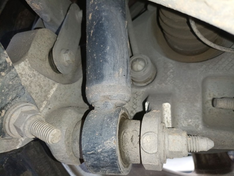 Recambio de amortiguador trasero derecho para land rover discovery sport (l550) 2.2 d 4x4 referencia OEM IAM   