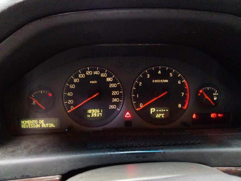 volvo s80 berlina del año 2000