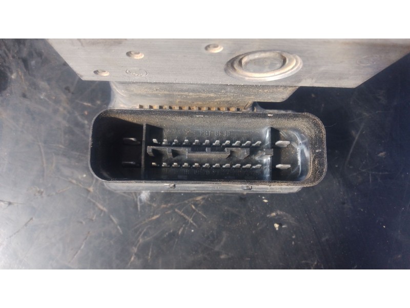 Recambio de abs para volkswagen caddy iii furgoneta/monovolumen (2ka, 2kh, 2ca, 2ch) 2.0 sdi referencia OEM IAM 2K0614117A  