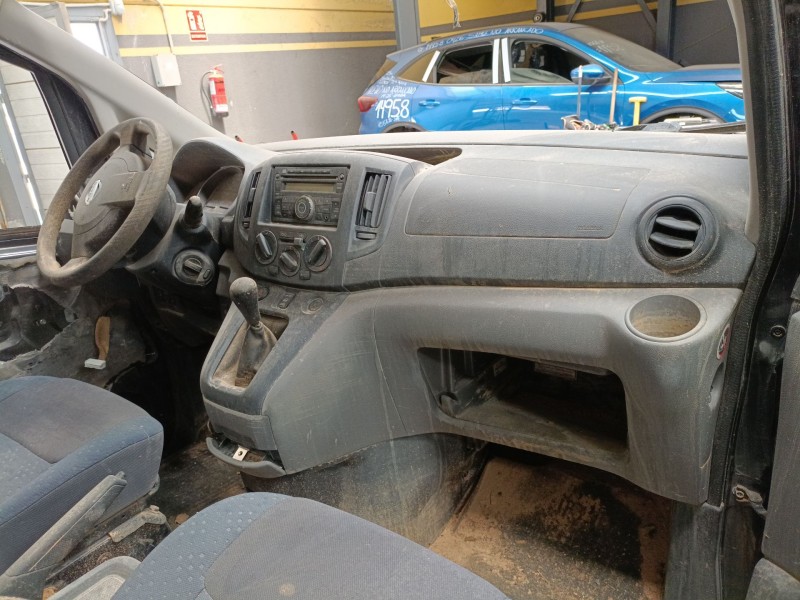 nissan nv200 furgoneta del año 2010