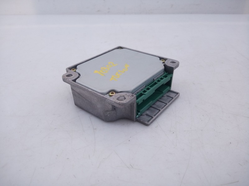 Recambio de centralita airbag para hyundai tucson (jm) 2.0 crdi comfort (4wd) referencia OEM IAM 47B27051D8F 27050101 E3-A3-29-2