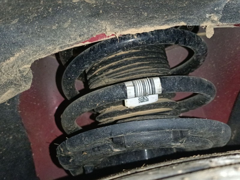Recambio de amortiguador delantero derecho para ford puma (j2k, cf7) 1.0 ecoboost mhev referencia OEM IAM   