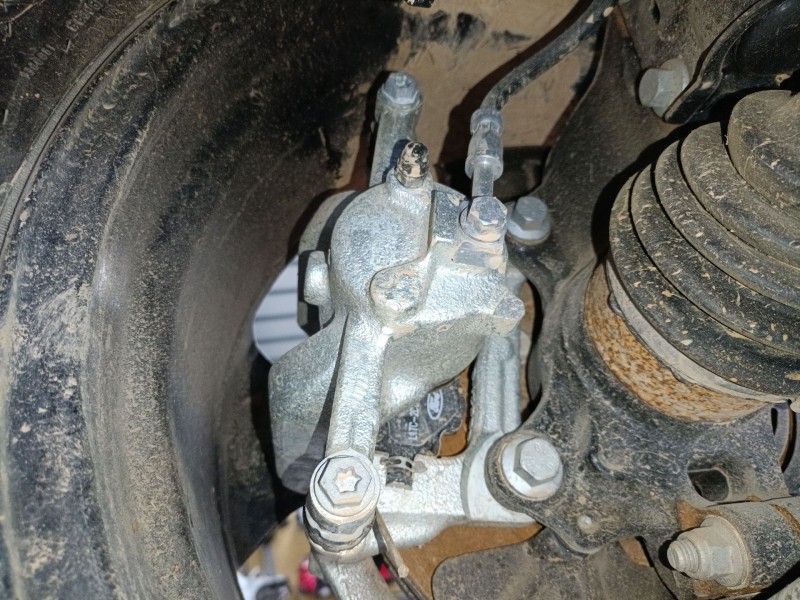 Recambio de pinza freno delantera derecha para ford puma (j2k, cf7) 1.0 ecoboost mhev referencia OEM IAM   