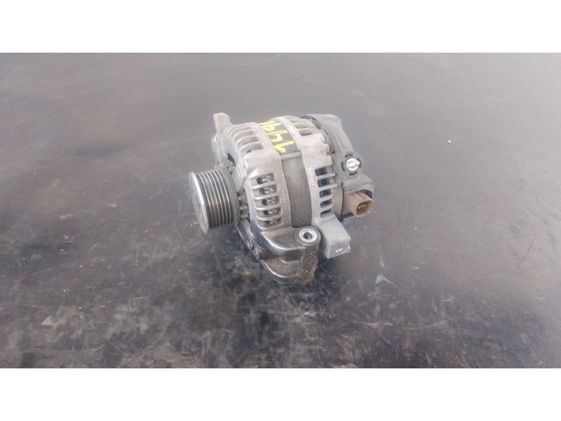 Recambio de alternador para toyota verso (_r2_) 2.0 d-4d (aur20_) referencia OEM IAM   P3-A4-15-2