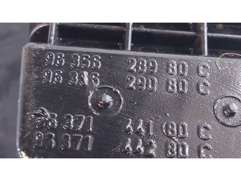 Recambio de filtro aire para peugeot 307 (3a/c) 1.4 hdi referencia OEM IAM 9635628980  P2-B3-4