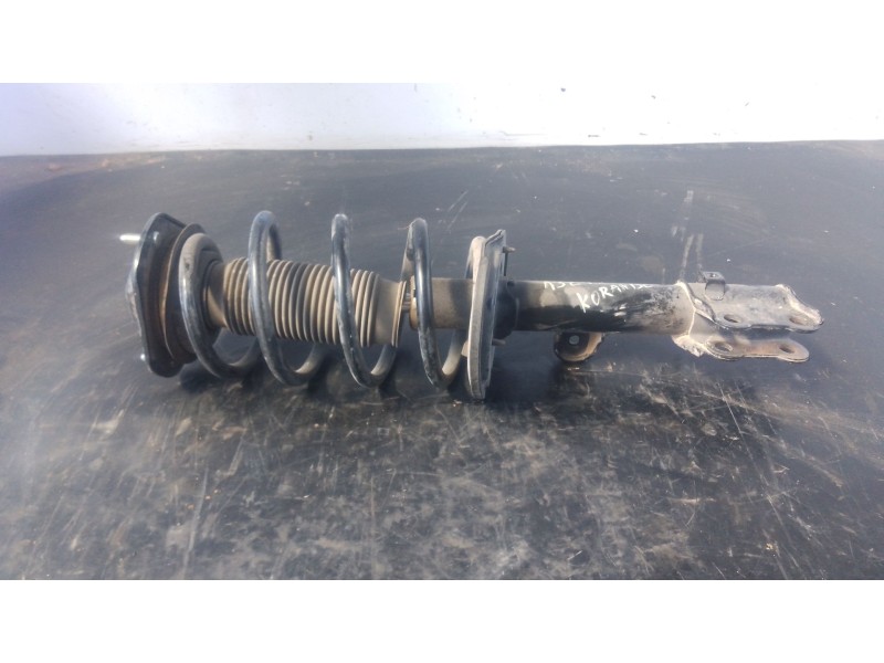Recambio de amortiguador delantero derecho para ssangyong korando (ck) 2.2 xdi referencia OEM IAM   