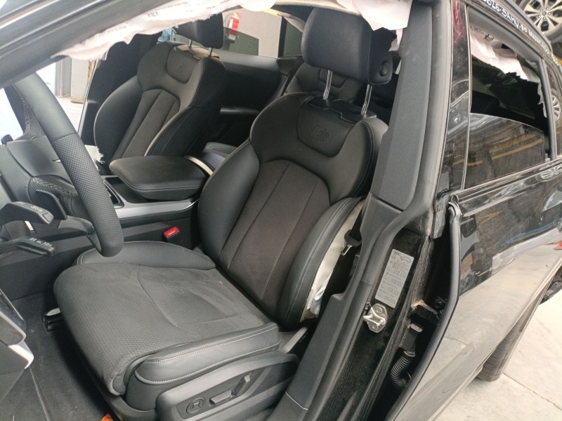 audi q8 (4mn, 4mt) del año 2025