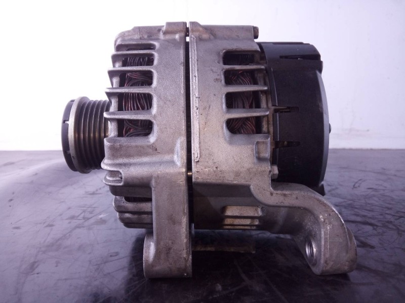 Recambio de alternador para bmw x3 (f25) xdrive referencia OEM IAM 8507625 FG23S032 