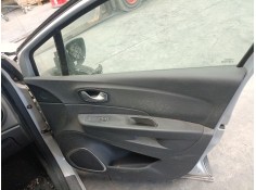 GUARNECIDO PUERTA DELANTERA DERECHA 