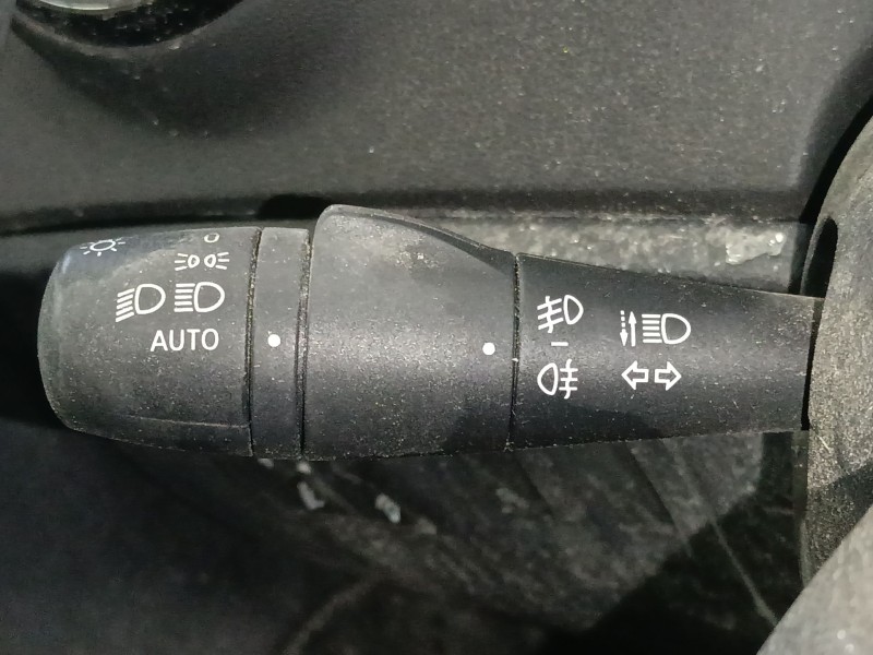 Recambio de mando intermitentes para renault captur i (j5_, h5_) 1.5 dci 90 referencia OEM IAM   