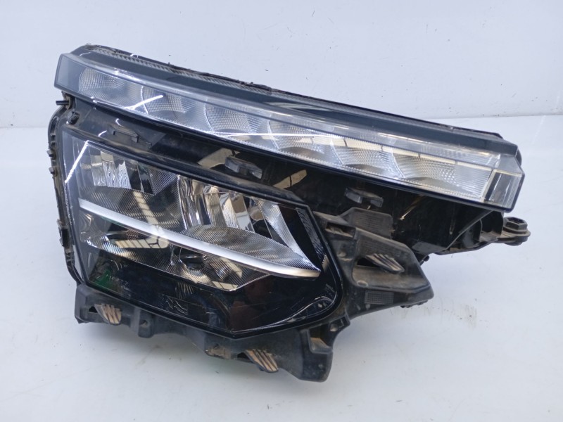 Recambio de faro derecho xenon para skoda kamiq (nw4) 1.0 tsi referencia OEM IAM 655941016B  