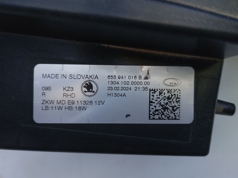 Recambio de faro derecho xenon para skoda kamiq (nw4) 1.0 tsi referencia OEM IAM 655941016B  