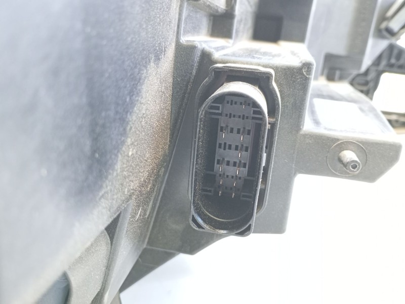 Recambio de faro izquierdo xenon para skoda kamiq (nw4) 1.0 tsi referencia OEM IAM 655941015B  