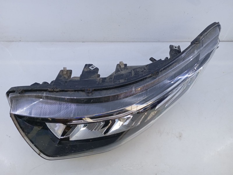 Recambio de faro izquierdo xenon para iveco daily vi furgoneta 35s18, 35c18, 40c18, 50c18, 60c18, 65c18, 70c18 referencia OEM IA