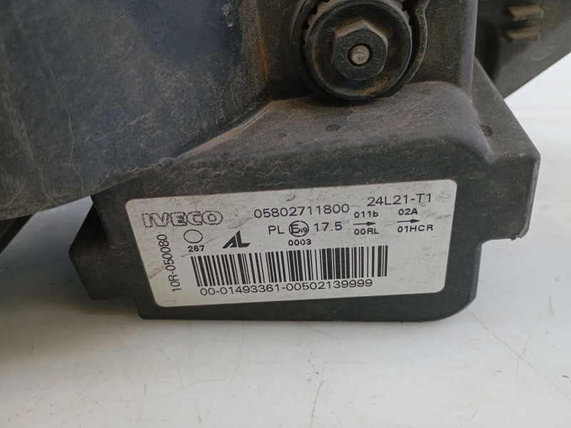 Recambio de faro izquierdo xenon para iveco daily vi furgoneta 35s18, 35c18, 40c18, 50c18, 60c18, 65c18, 70c18 referencia OEM IA